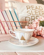 Load image into Gallery viewer, Wizard of Oz Teacup - Bookish Teacup Collection

